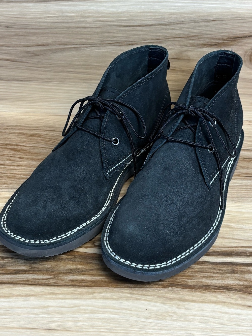 UGG Camino Black Suede Chukka Boot, style number 1097011 Men’s Size 8